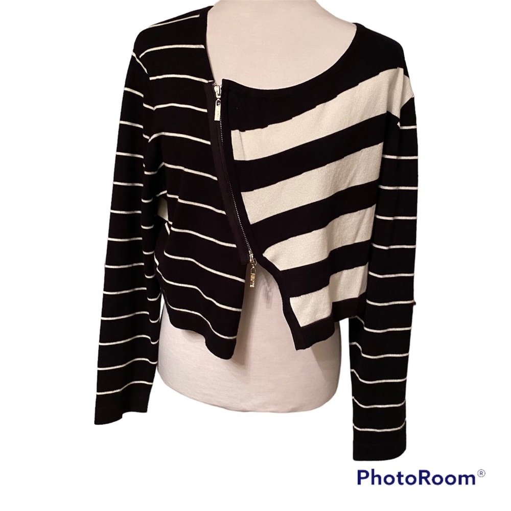 RAVEL TOP CROPPED CROP BLACK WHITE STRIPE OFF CENTER ZIPPER LONG SLEEVE SIZE L